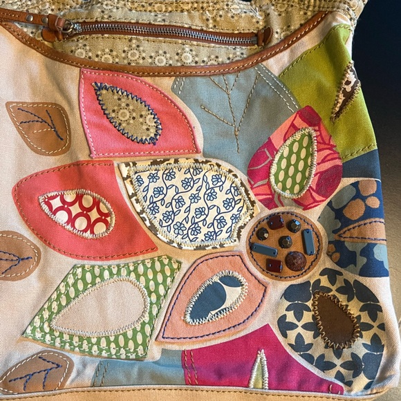Fossil cotton canvas Boho flower bag/embellished w/beads-GUC-stains on bottom - Picture 3 of 8